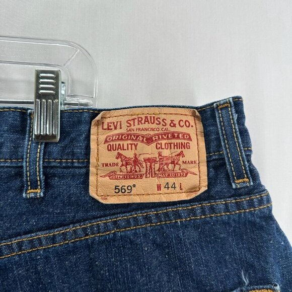 Levi's 569 Loose Straight Boyfriend Jean Shorts Womens W44 High Rise Denim Blue - Picture 4 of 9